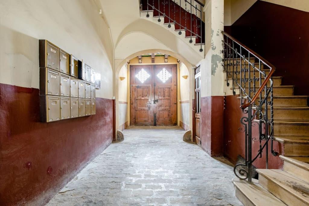 Apartamento Cozy Loft Patio+Pool +Wifi Valencia Exterior foto